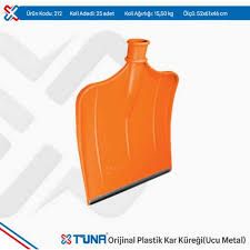 Tuna 212 Plastik Kar Küreği Ucu Demirli Saplı