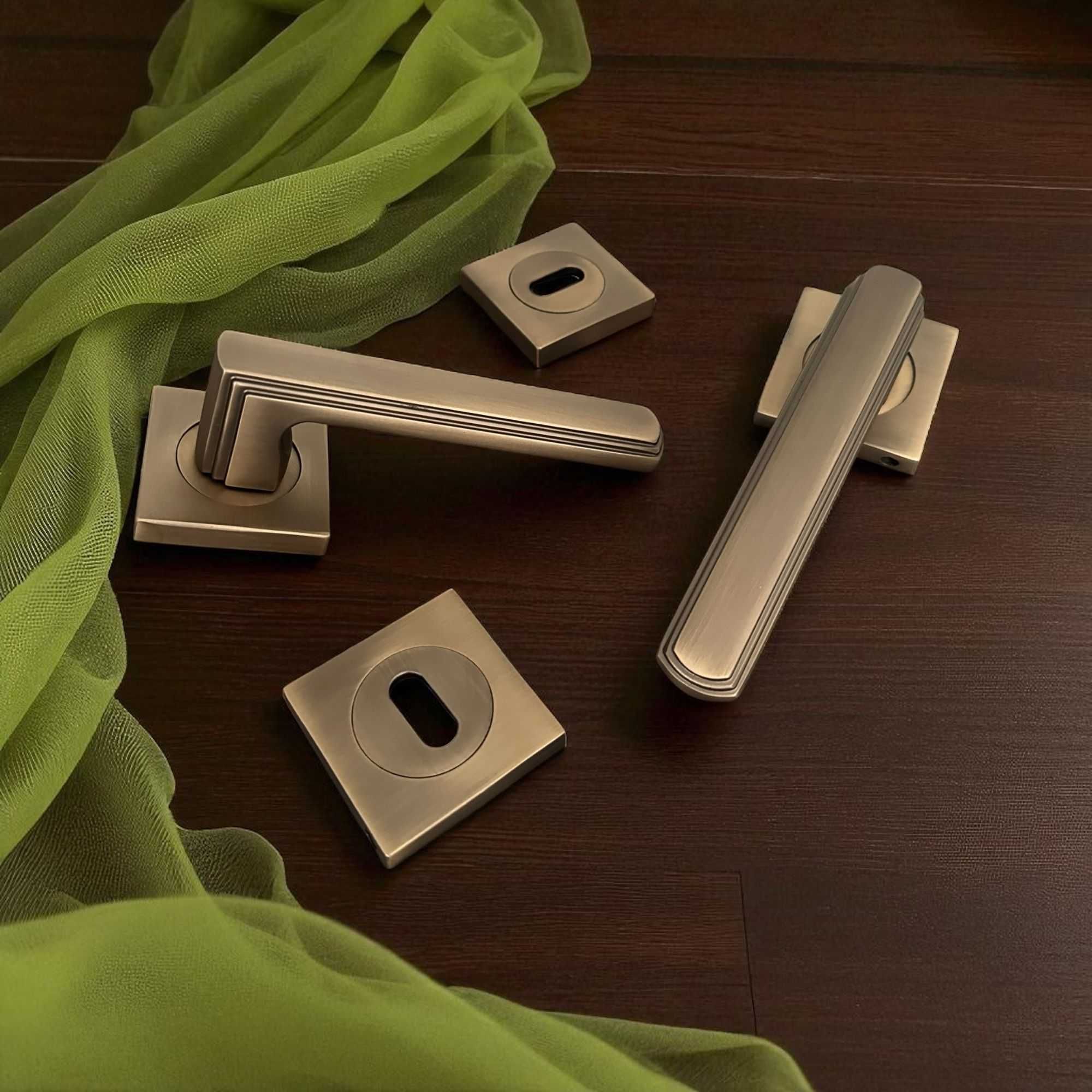 İbiza Mat Antik Sarı Full Zamak Elegant Zamak Kare Rozetli Oda Kapı Kolu 1 Takım