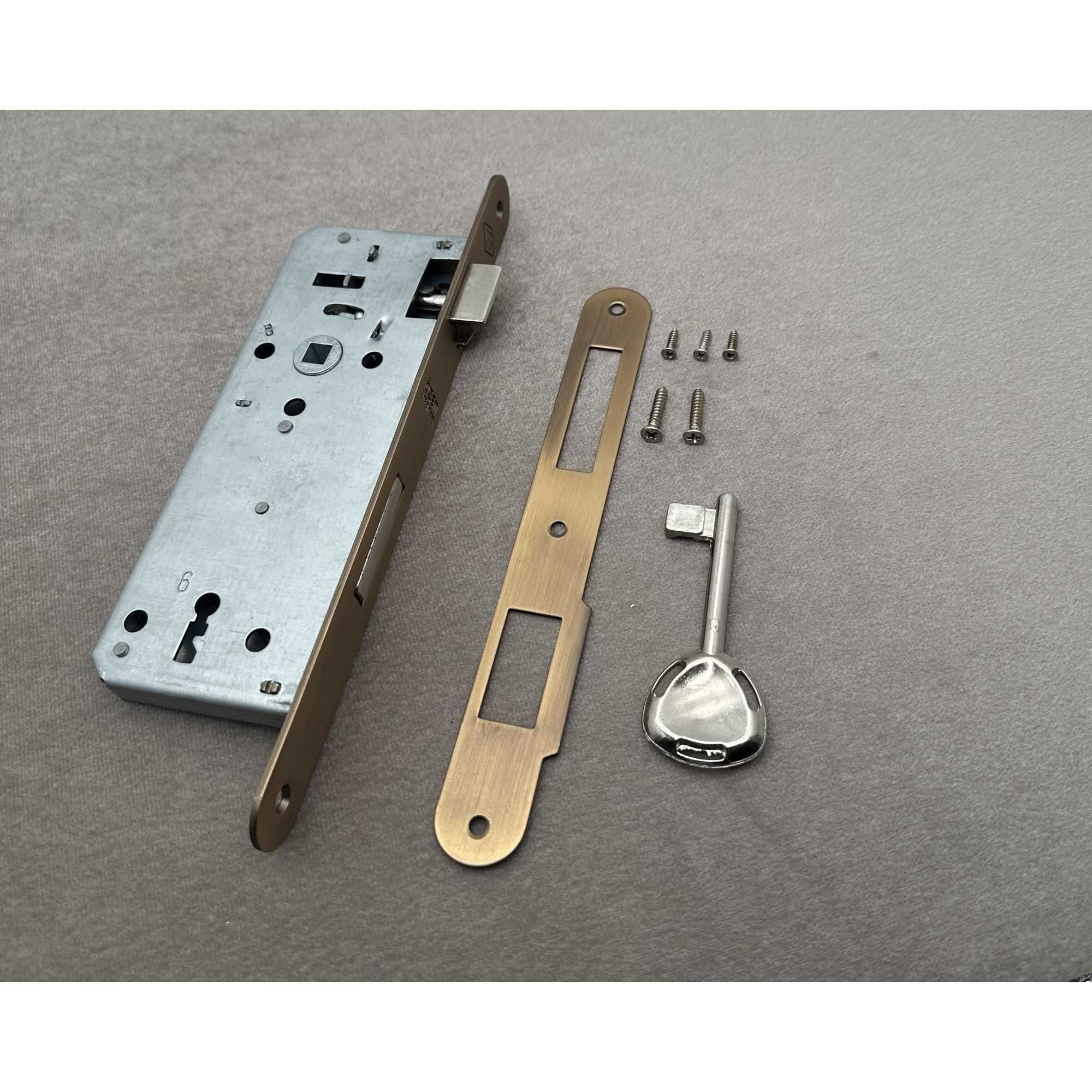 Özen Handles Saten İç Kapı Gömme Wc Banyo Kilit 40/90/23 Kare 40 MM 1 Adet